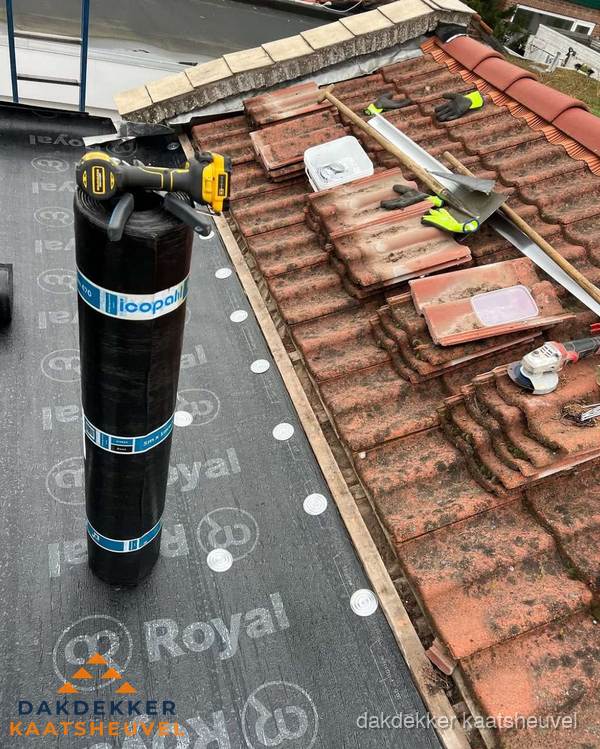 Dakschade herstel: pannendak renovatie in Kaatsheuvel