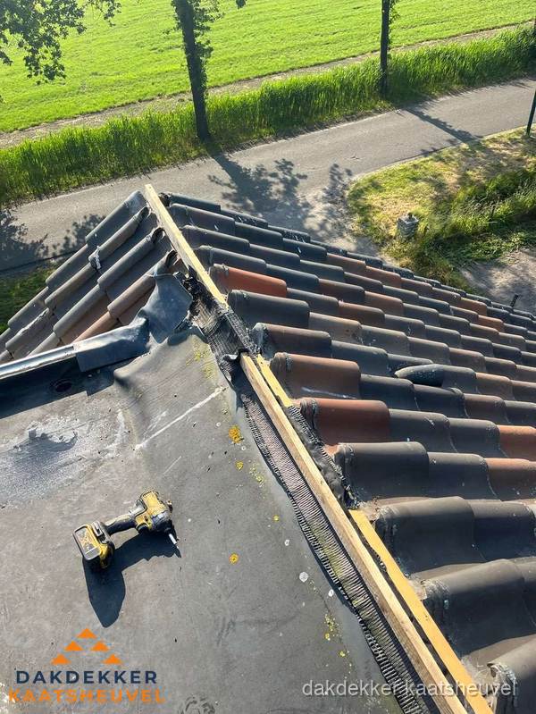Kosten dakgoot vervangen: werkzaamheden aan dakrand in Kaatsheuvel